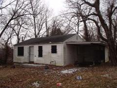4663 E 37th Ter 