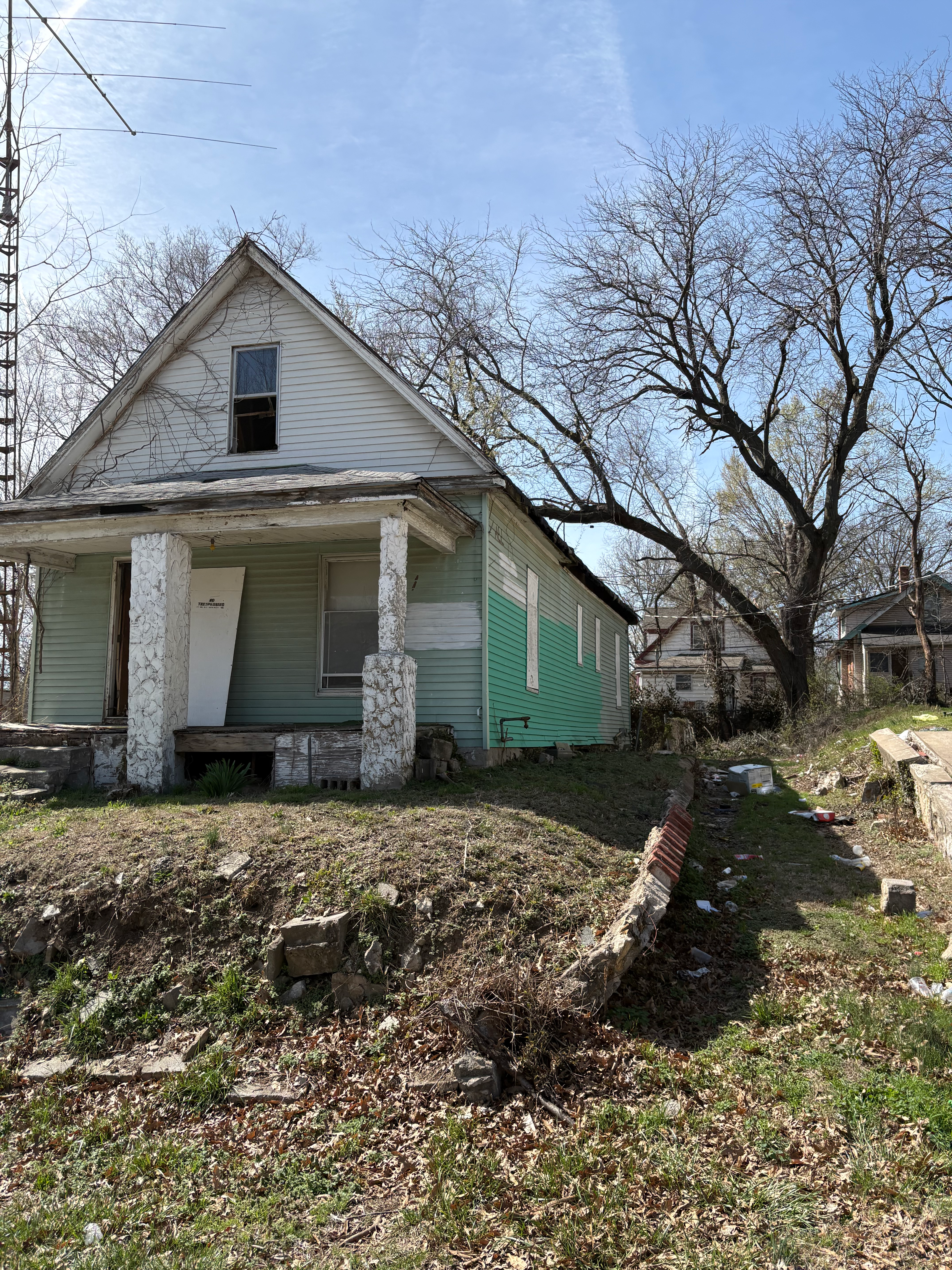 2714 Kensington Ave photo